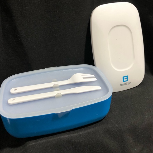 BENTGO 6 PC LUNCH CONTAINER, INCLUDES FORK AND KNIFE, MISSING THE SPOON - Picture 3 of 8